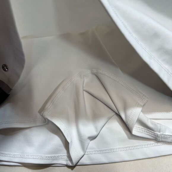 Tail Women's Flat Front Colorblock Golf Mini A-Line Skort Skirt White Navy Large - Picture 6 of 7